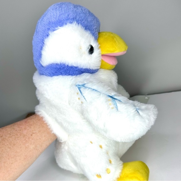 Walt Disney World Animal Kingdom Merry Menagerie Penguin Puppet Plush - Picture 5 of 6